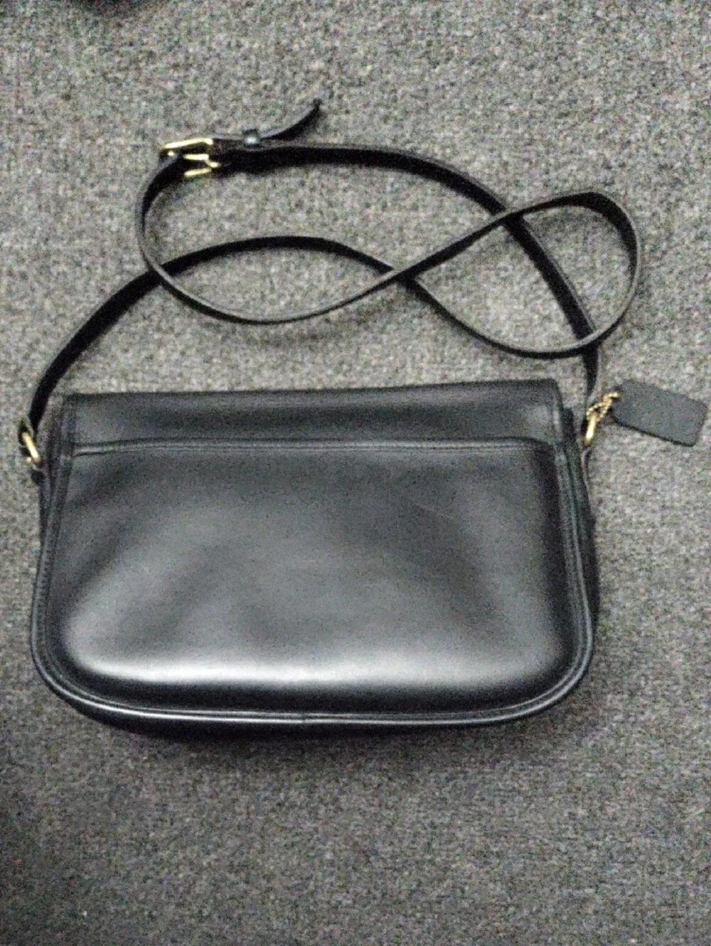 Coach smooth black